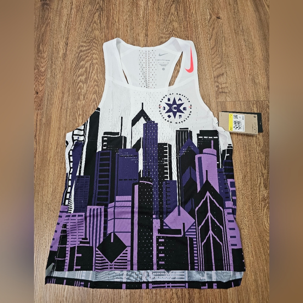 Nike Dri-FIT ADV 2024 Chicago Marathon Singlet Top FV6335-100 Men’s Size Small
